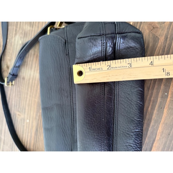 Fossil Black Leather Crossbody Bag Adjustable Strap Everyday  Purse Handbag - Picture 16 of 16